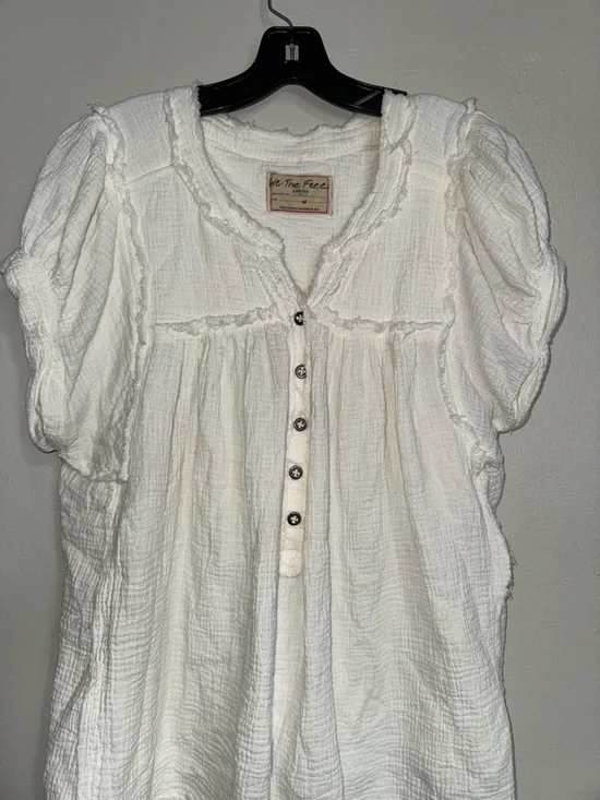 We The Free Cream Gauze Button-Up Puff Sleeve Tunic - Picture 7 of 10